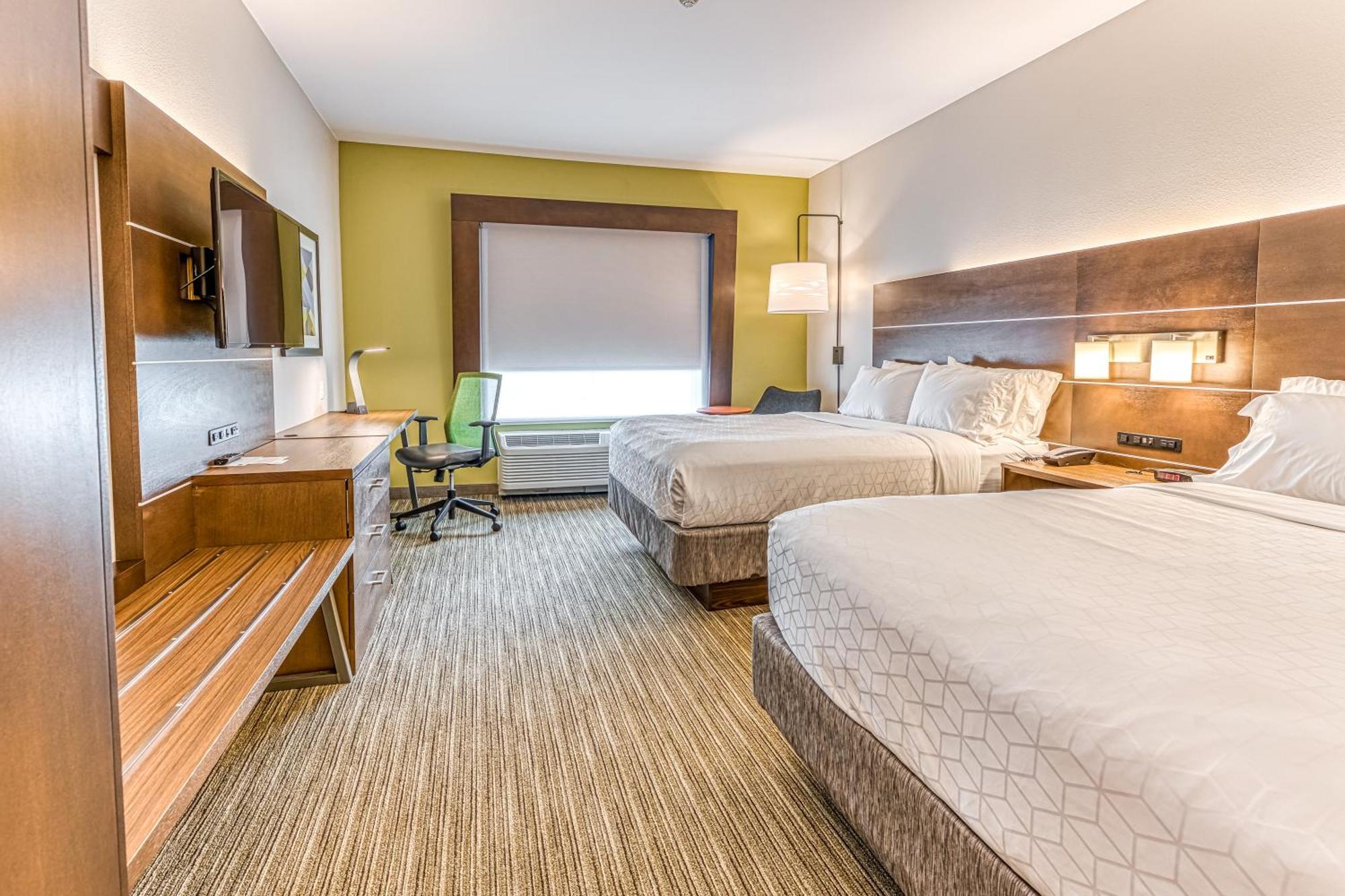 Holiday Inn Express & Suites - Rantoul By Ihg Exterior photo